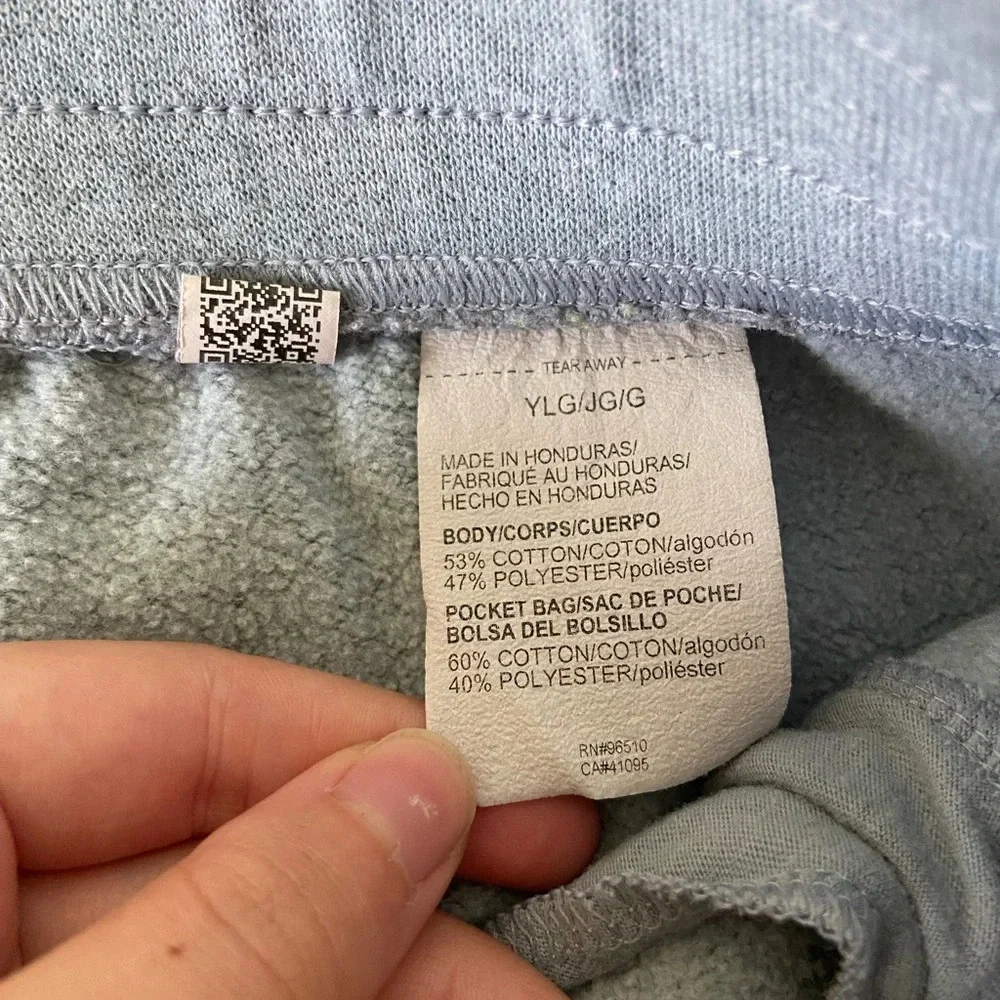 Under Armour‎ girl’s gray “loose” jogger sweatpants — large